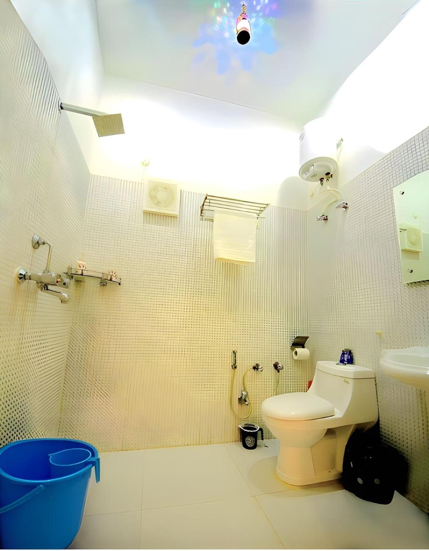 Taj Square A Luxurious Family Homestay อัครา ภายนอก รูปภาพ